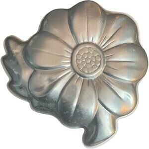Vintage Wilton Flower Cake Pan 1975 Daisy Sunflower Big Blossom